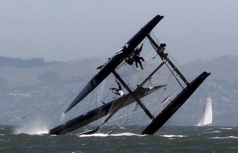 Oracle_AC45_capsizing_in_SF_courtesy_Reuters.jpg