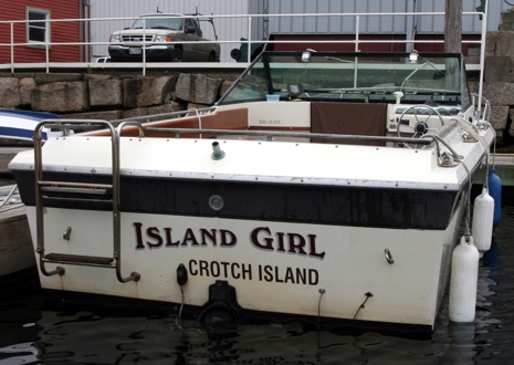 Crotch_Island_Girl_cPanbo