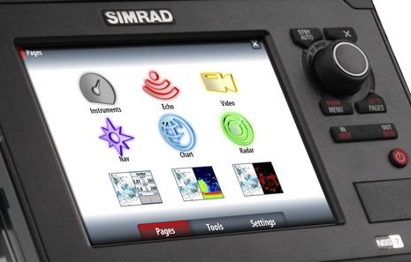 Simrad_NSS7_home_screen.JPG