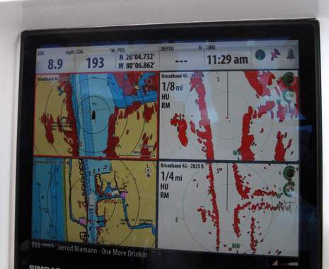 Simrad_4G_radar_launch_dualrangeplus_FLIBS2011_cPanbo.JPG