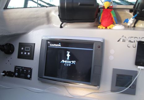 AC34_camera_boat_Garmin_cPanbo.jpg