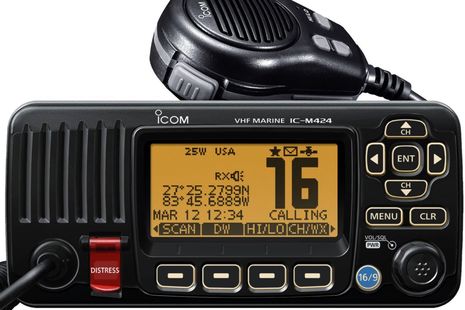 Icom_M424_New_Look_fixed_VHF.jpg