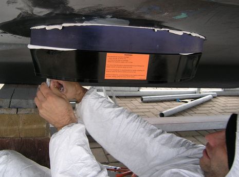 Airmar_R109LM_transducer_install_courtesy_Airmar.jpg