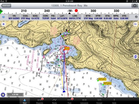 iNavX_with_Raymarine_AIS650_data_cPanbo.jpg