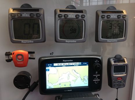 mets2012_raymarine_1.jpg