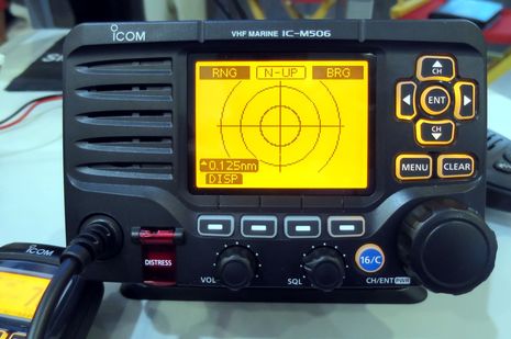 Icom_M506_fullscreen_AIS_cPanbo.jpg