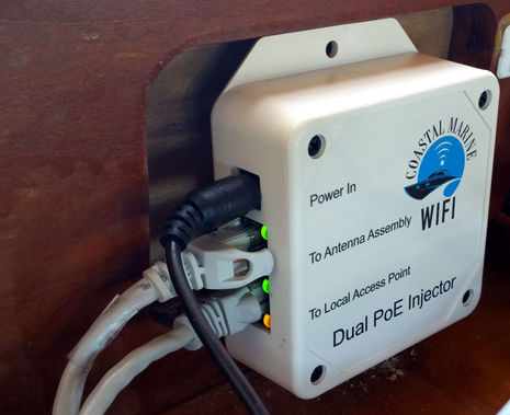 Coastal_Marine_WiFi_dual_PoE_injector_cPanbo.jpg