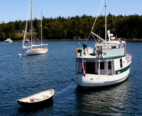 Bliss_entering_Pulpit_Harbor_cPanbo_hr.jpg